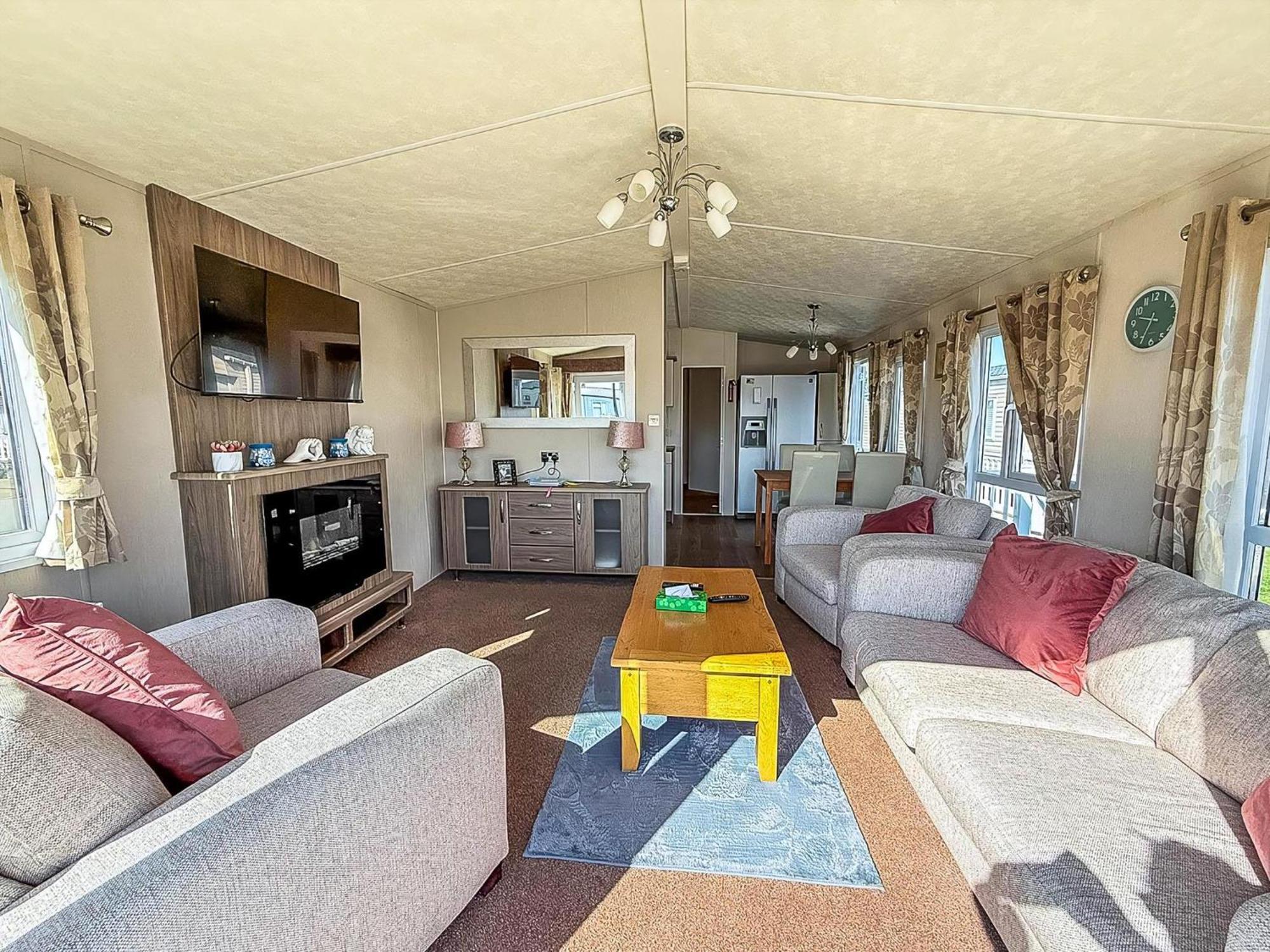 Beautiful Caravan With Decking Wifi At St Osyth Beach Holiday Park Ref 28077Dw Clacton-on-Sea Eksteriør billede